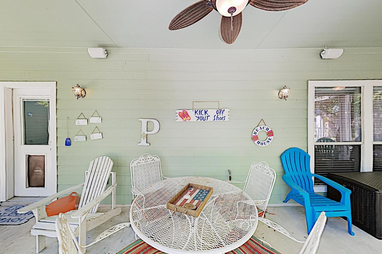 Life Is Better By The Shore Rockport Bagian luar foto